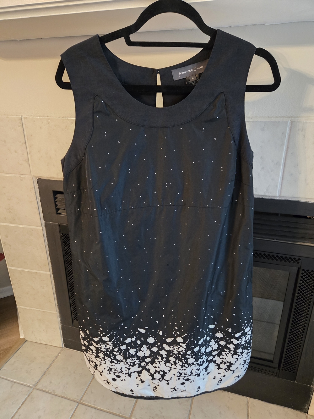 Black Sleeveless Embellished Tunic Dress